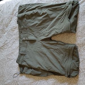 Columbia women's hiking pants size 6 olive green